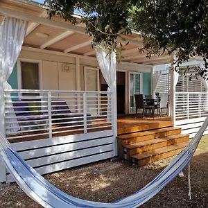 https://otium-mobile-homes.hotelinzadar.com